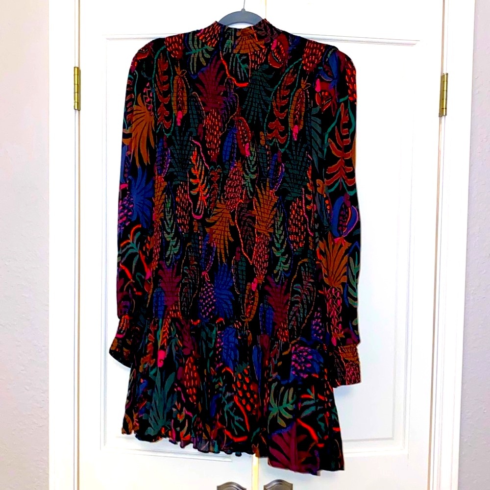 FARM Rio Multicolor Leaf Print Mini Dress